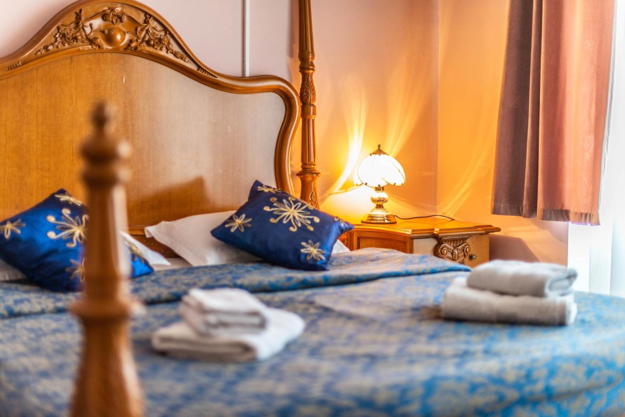 PUY Giovanna Boutique Rooms & Pool מראה חיצוני תמונה