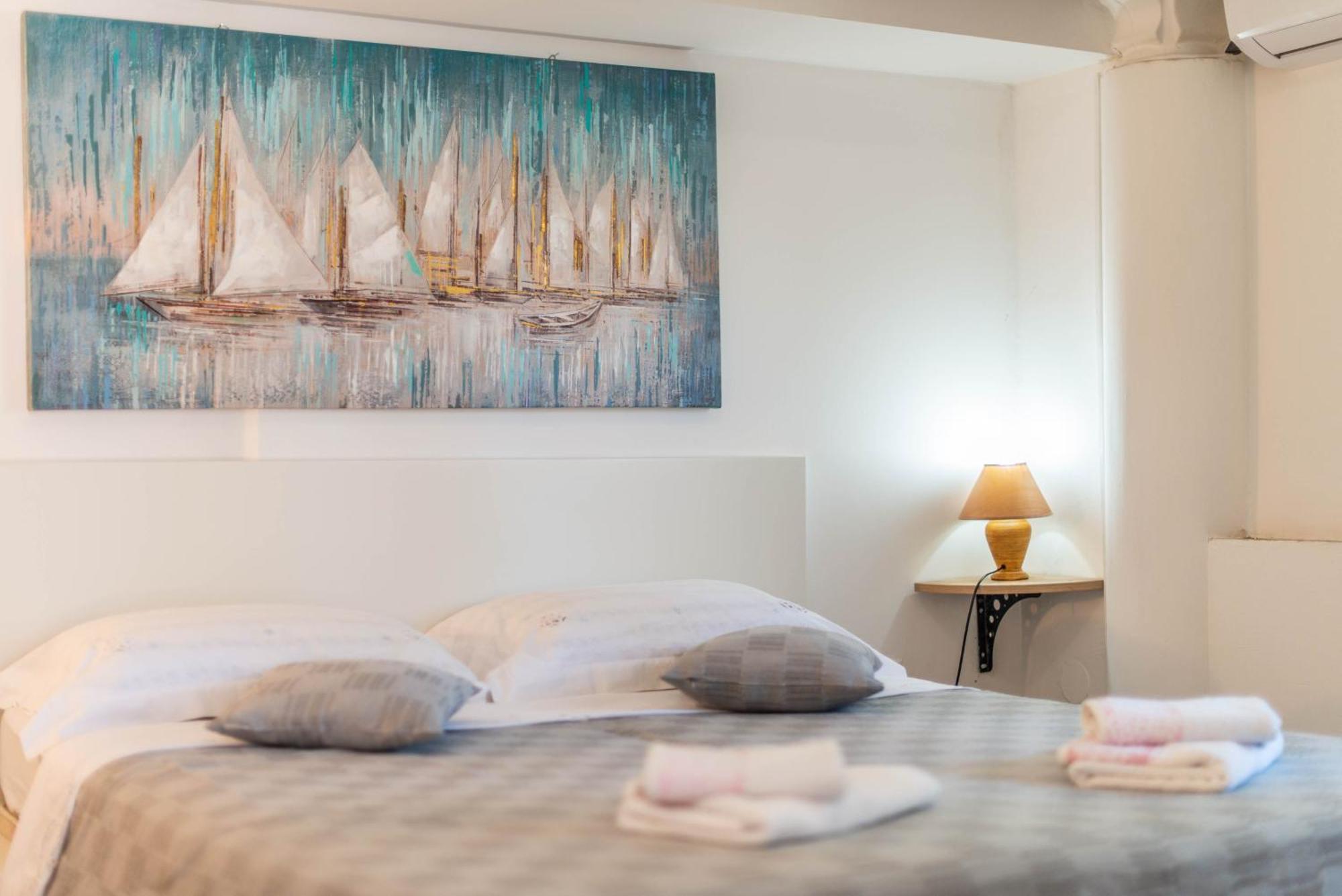 PUY Giovanna Boutique Rooms & Pool מראה חיצוני תמונה