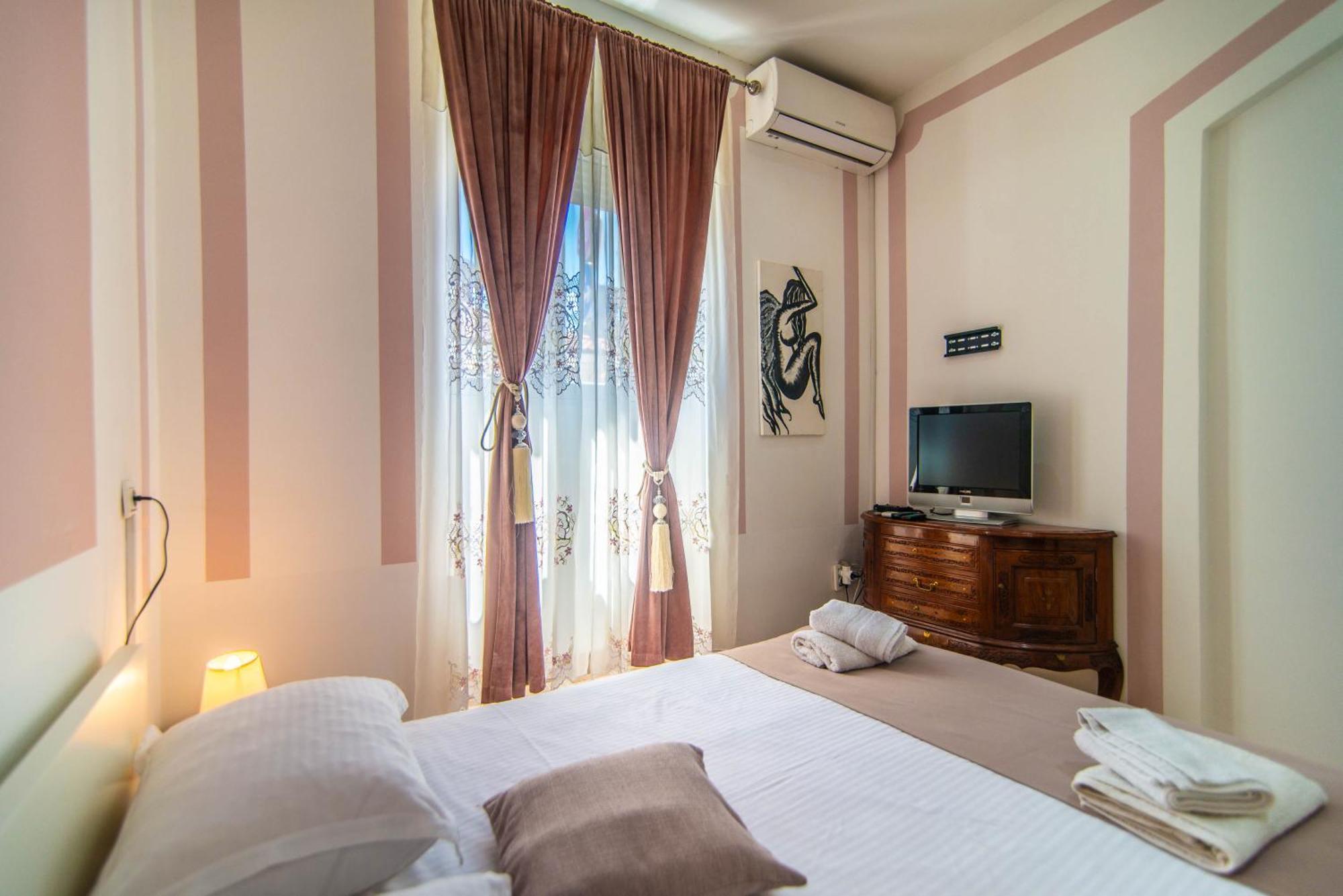 PUY Giovanna Boutique Rooms & Pool מראה חיצוני תמונה